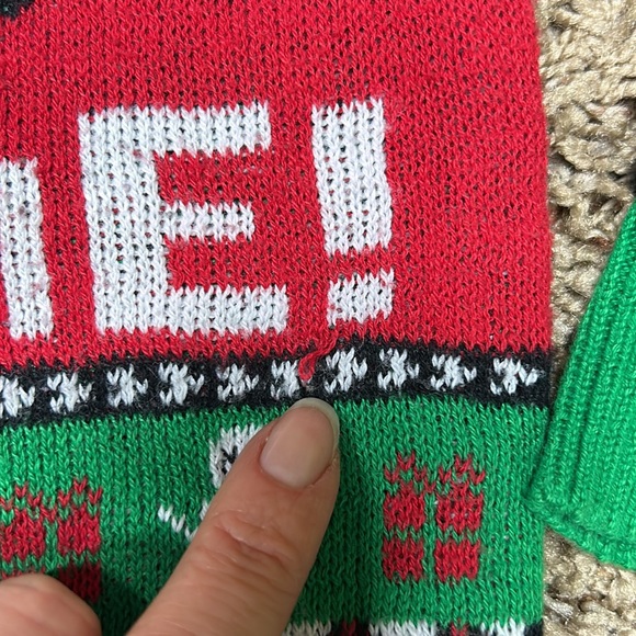 Silly Christmas sweater: gaming - Picture 4 of 7